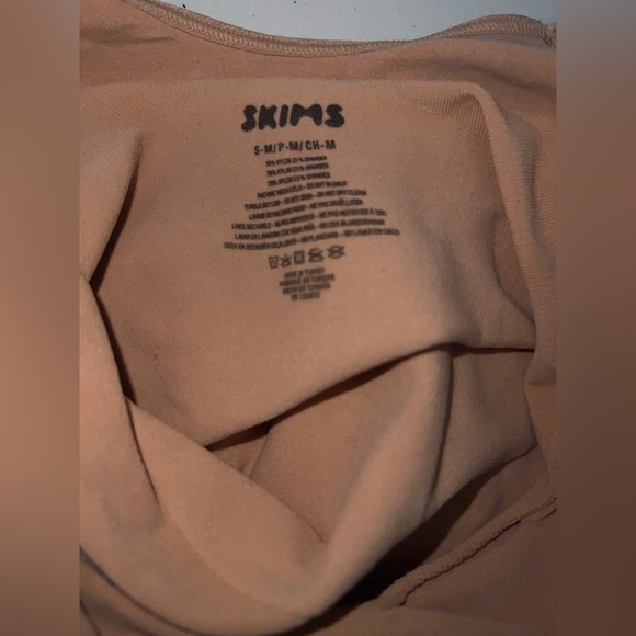 👸🏻 NIB! SKIMS Seamless Sculpting Mid Thigh Bodysuit - Picture 8 of 12